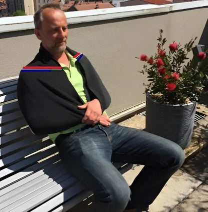 CapRelax® - Cape de Soutien et de Relaxation sur homme assis